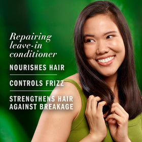 Herbal Essences before and after detangled ends demonstrating reduced frizz