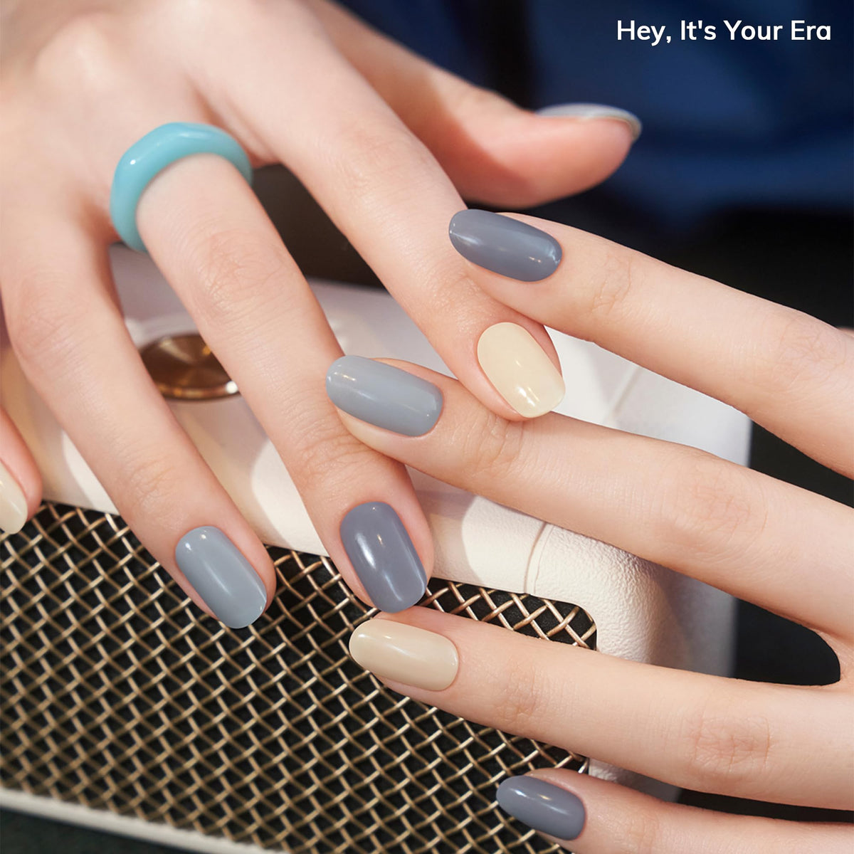 heyhae close-up strip texture highlighting glossy gel finish for salon-like shine