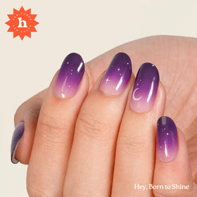 heyhae close-up of gel strip texture highlighting smooth shine