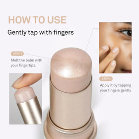 HINCE lip glossy tint applied, depicts moisturizing sheer shine on lips