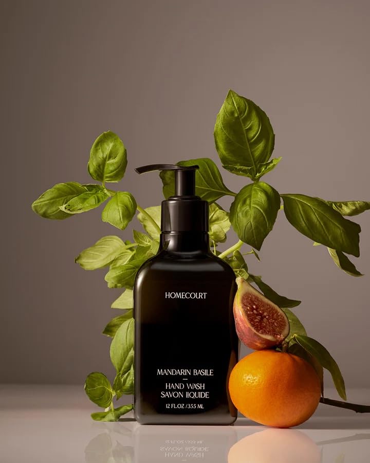 Homecourt front label showing mandarin basil scent and clean design benefits freshness