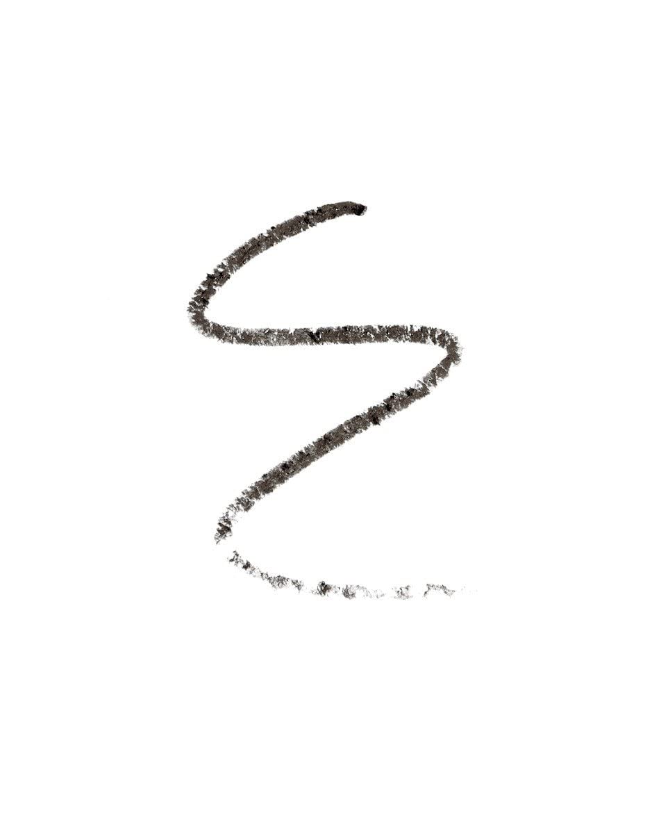 HOURGLASS liner in use tightlining lashes for clean definition and long wear