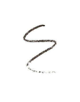 HOURGLASS liner in use tightlining lashes for clean definition and long wear
