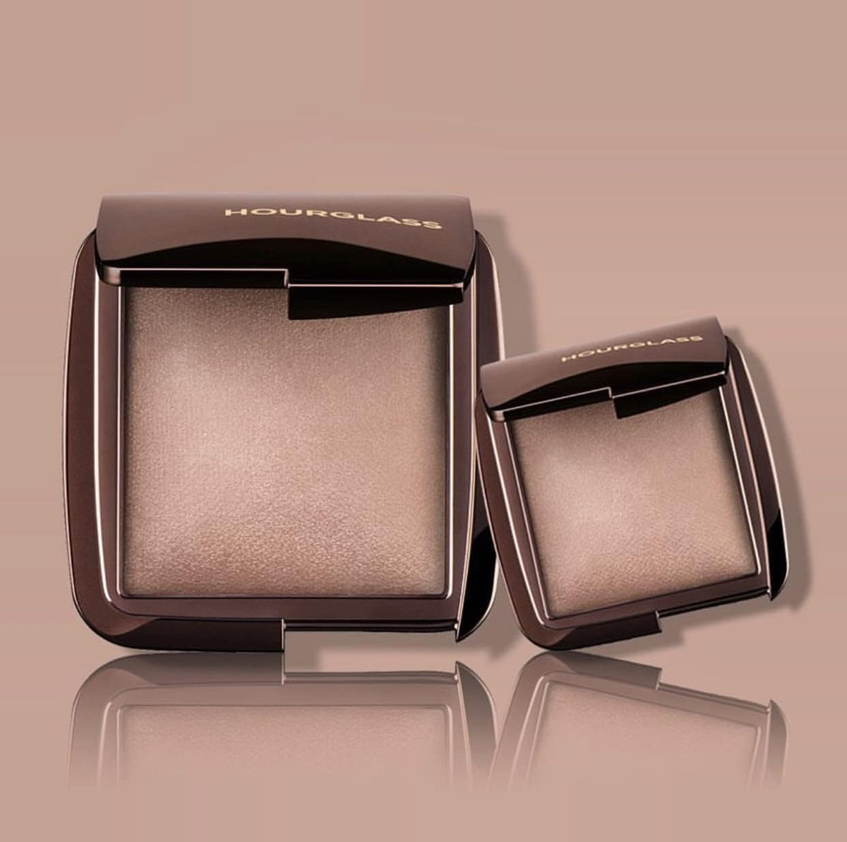 Hourglass mini Dim Light applied on skin demonstrating soft-focus effect and subtle luminosity