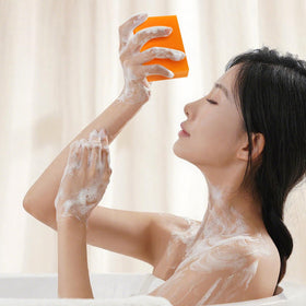 Htcpuo soap bar texture close-up highlighting gentle moisturizing feel
