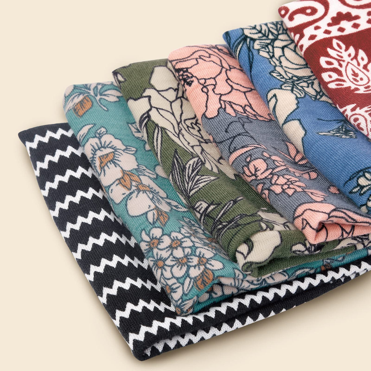 Huachi close-up fabric texture highlighting soft stretch and comfort
