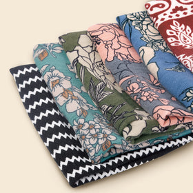 Huachi close-up fabric texture highlighting soft stretch and comfort