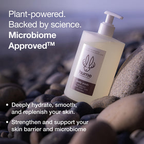 HUME SUPERNATURAL rich lather on palm illustrating creamy foam and thorough cleansing benefit