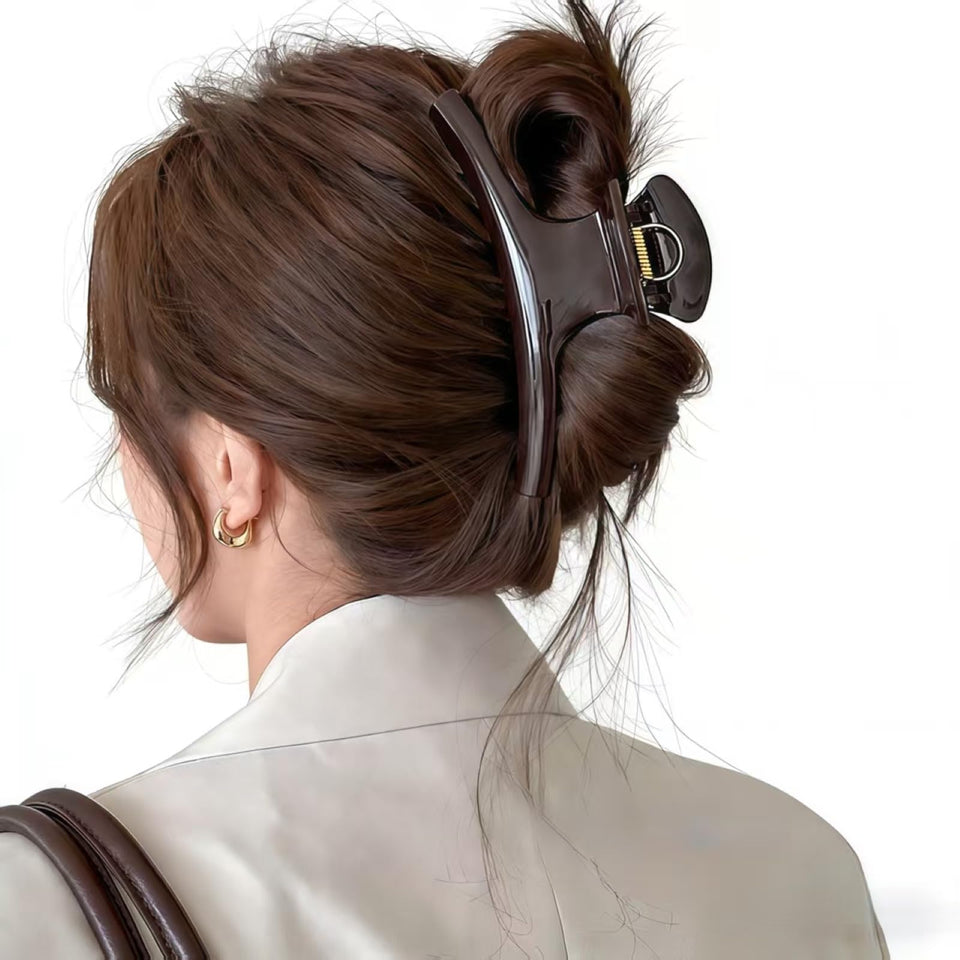 Hydigoo front packaging view showing chocolate brown clip and durable design benefit