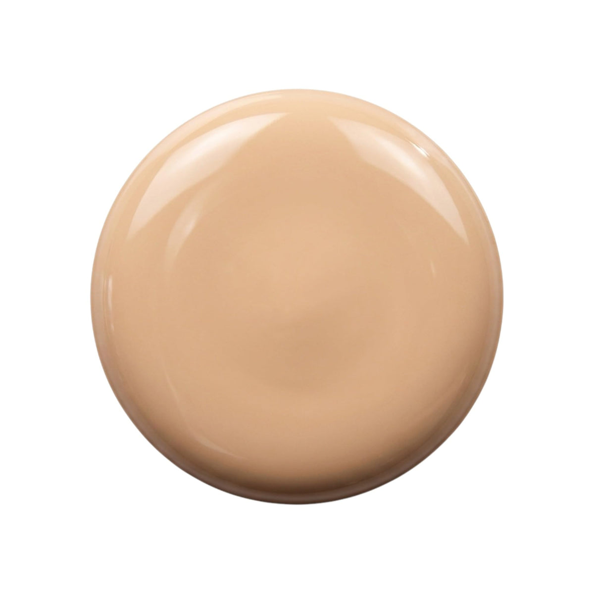 Il Makiage foundation texture swatch on hand highlighting smooth blendability and coverage