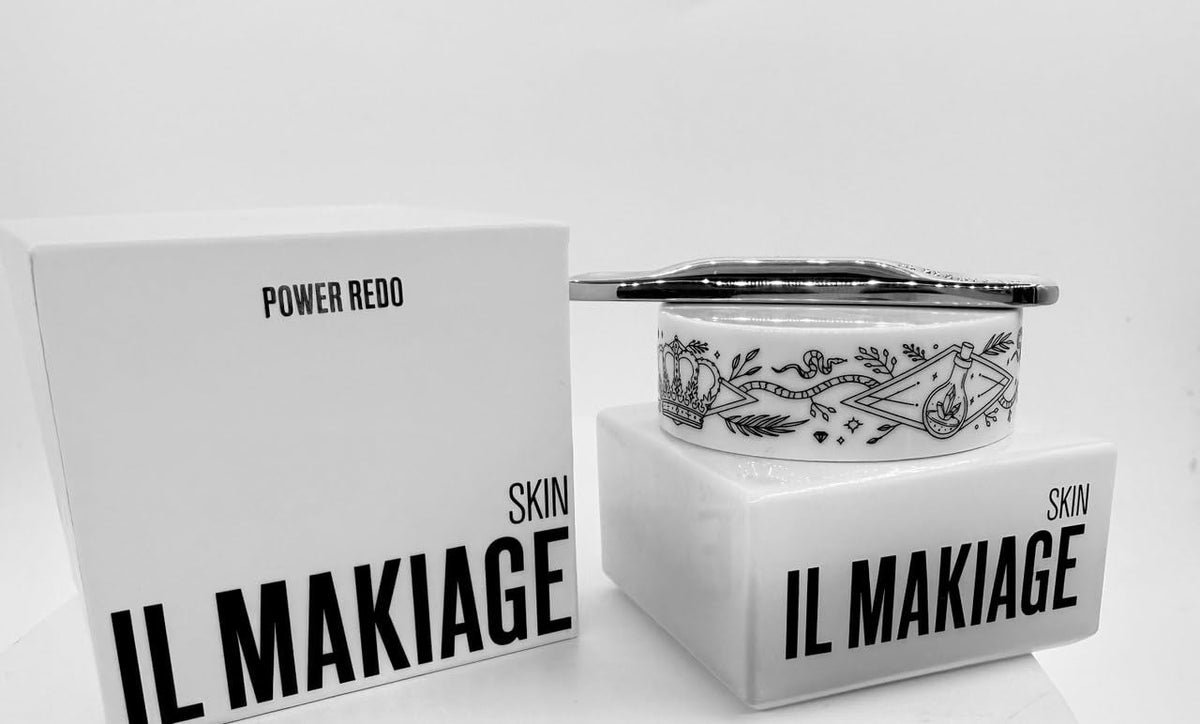 Il Makiage front packaging showing 20 ml tube and branding, highlights instant blur benefit