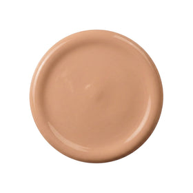 Il Makiage creamy foundation texture close-up showing blendability and smooth finish