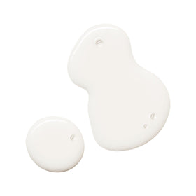 ILIA pump and cap detail highlighting dispensing control and clean design benefit