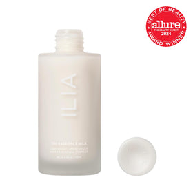 ILIA pump dispenser detail for precise, hygienic application