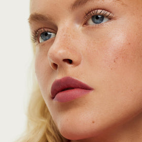 ILIA worn in lifestyle setting showing natural, long-lasting benefit