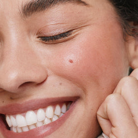 ILIA close-up with shea butter showing nourishing formulation benefits