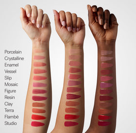ILIA Figure on model in everyday setting demonstrating wearable berry mauve