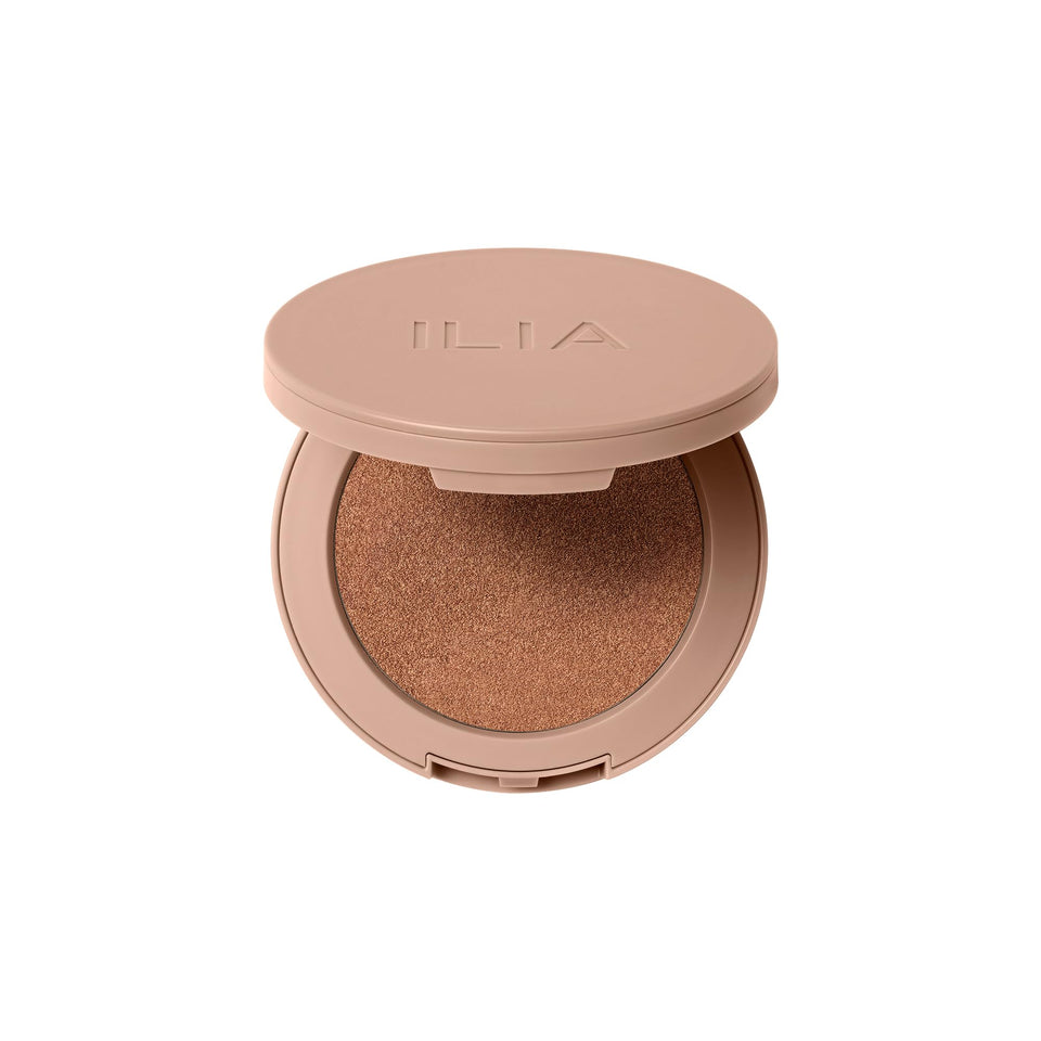 ILIA front packaging showing sleek compact and shade Ray for easy identification and travel