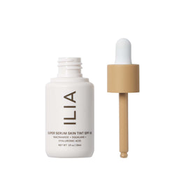ILIA close-up texture showing creamy hydrating formula and smooth finish benefit