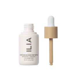 ILIA tube nozzle dispensing product, demonstrates easy controlled application