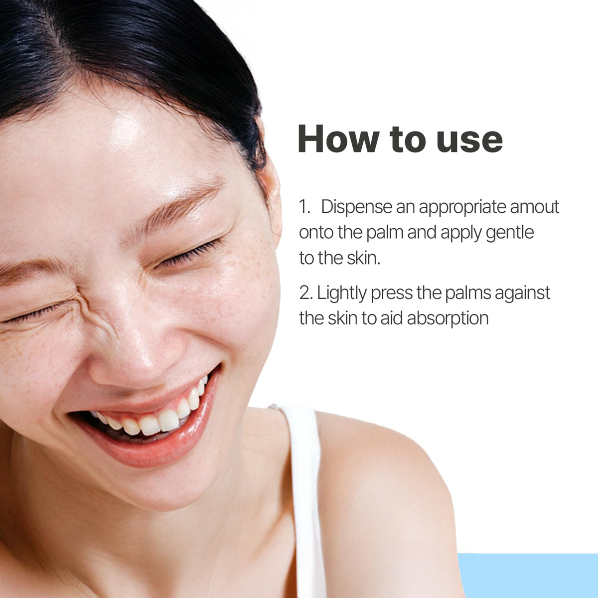 Illiyoon hand applying toner to face demonstrating gentle layerable hydration
