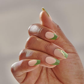 imPRESS close-up of Ballerina green nail pattern highlighting precise finish