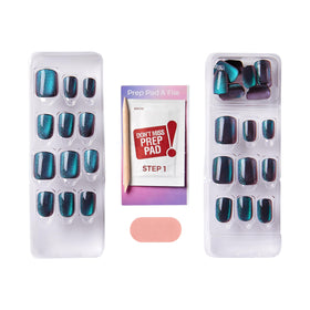imPRESS reflective surface detail showing high-gloss ColorFX shine benefit