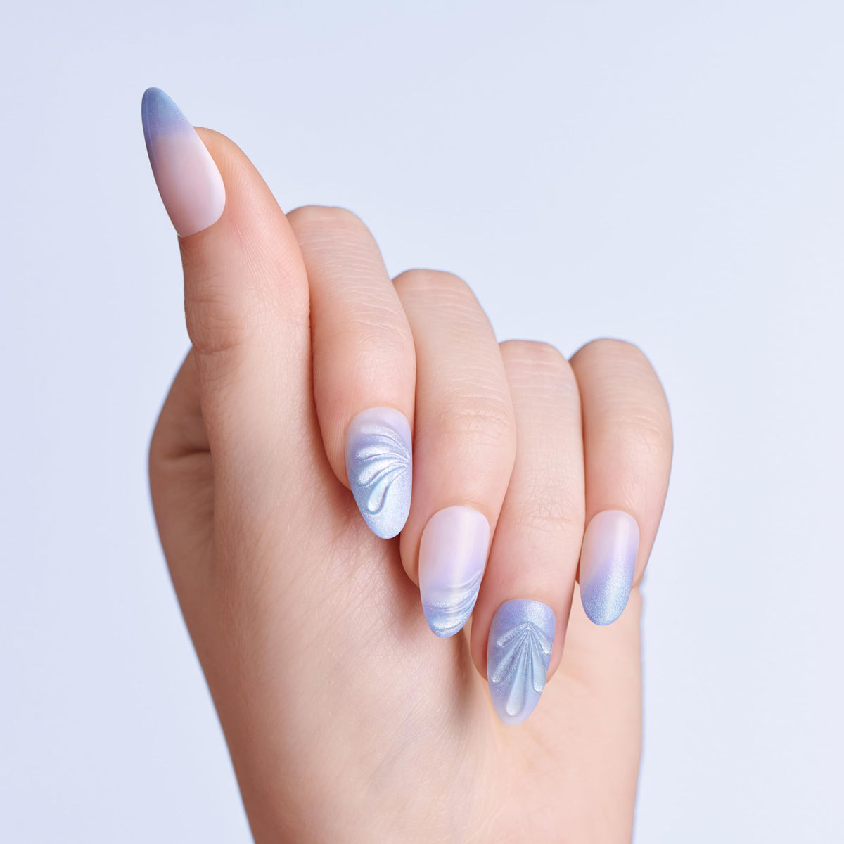 imPRESS display of 30 nails arranged to show size range and selection benefit