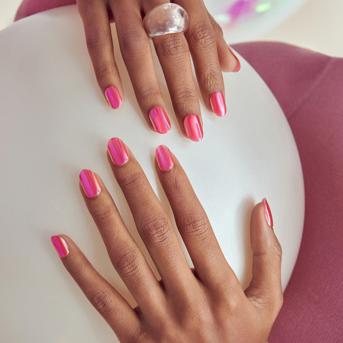 imPRESS short oval nail side profile showing natural curve benefit