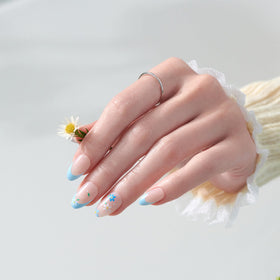 imPRESS side profile of almond-shaped tip demonstrating natural silhouette benefit