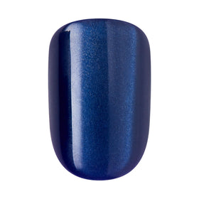 imPRESS single short squoval nail detail showing smooth edges and fit