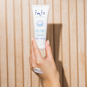 Inis seaweed extract close-up highlighting marine minerals benefit