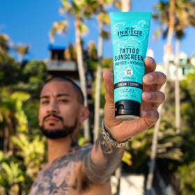 Ink-Eeze close-up texture drying clear, fast-absorbing benefit