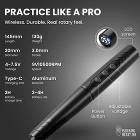 Inlumino Heart Ink pen in hand displaying size and comfortable handling