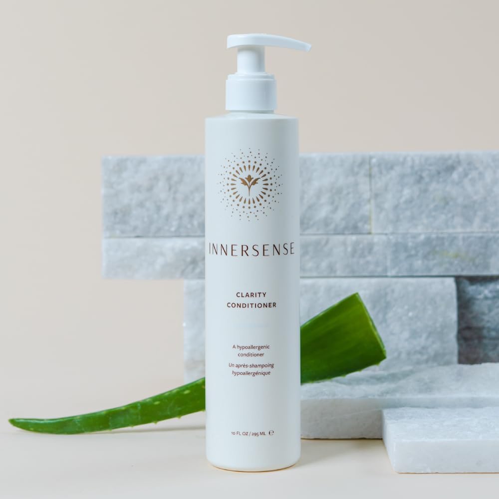 INNERSENSE conditioner applied to hair demonstrating soothing effect