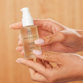INNERSENSE oil texture on palm highlighting lightweight absorption benefit