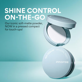 innisfree compact open with puff demonstrating easy on-the-go touch-ups