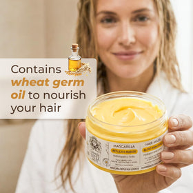 Intea before and after hair strands showing improved shine benefit