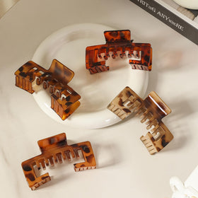 Interesse four-pack arranged gift-ready showing stylish practical present