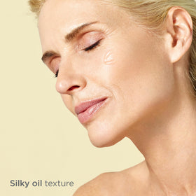 ISDIN serum texture on skin demonstrating lightweight hydration