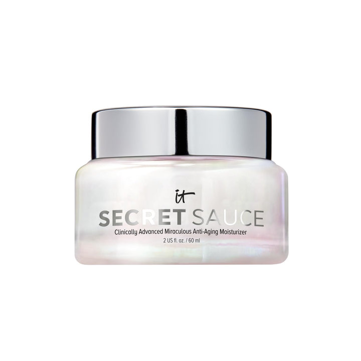 IT Cosmetics jar front view showing elegant packaging and branding benefits