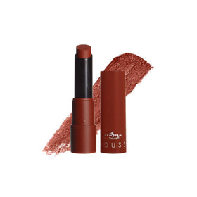 Italia Deluxe size comparison next to lip balm illustrating compact travel-friendly set