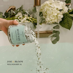 Jane & Bloom Green Tea & Mint salt crystals texture, calming refreshment