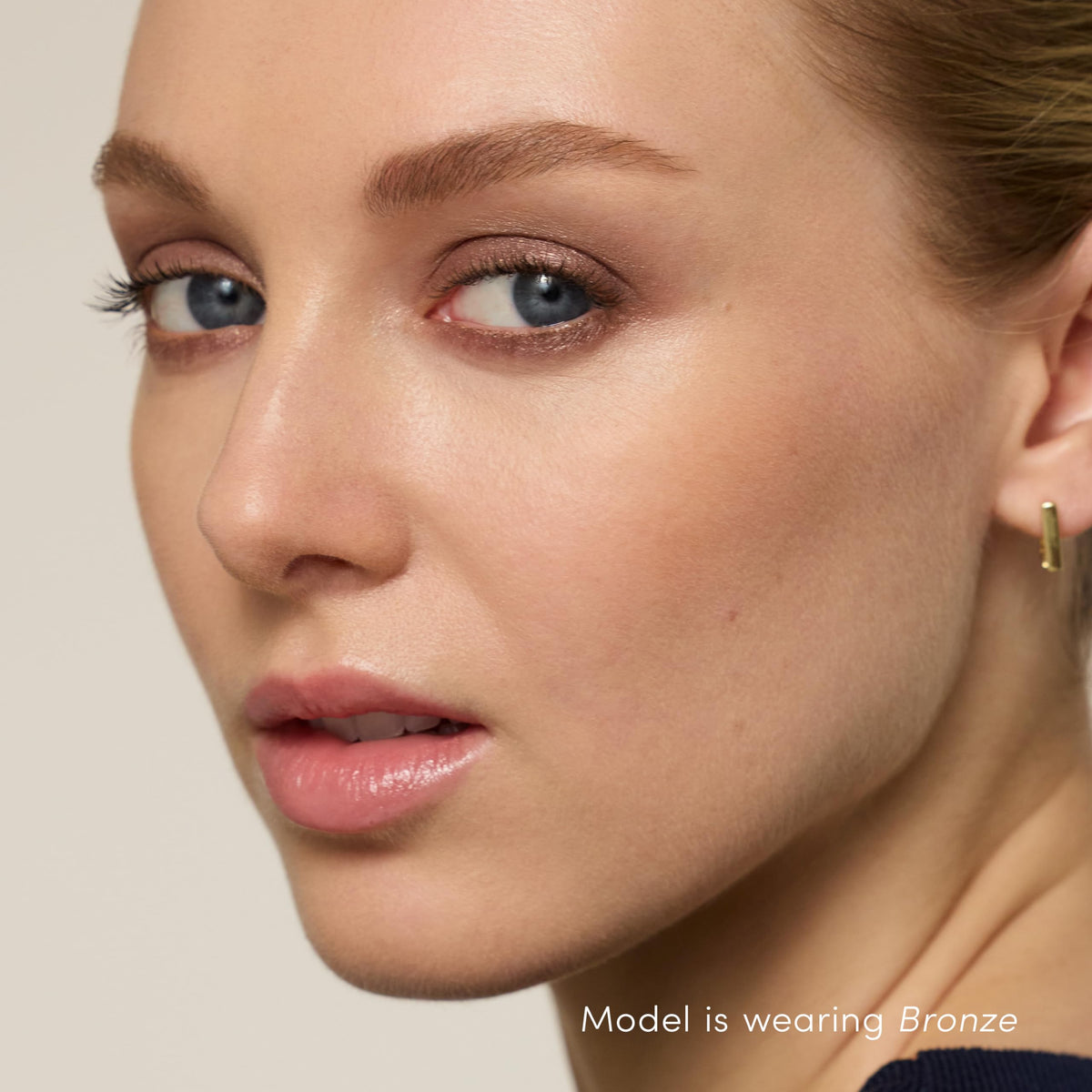jane iredale sharpener and pointed tip detail for precise liner control