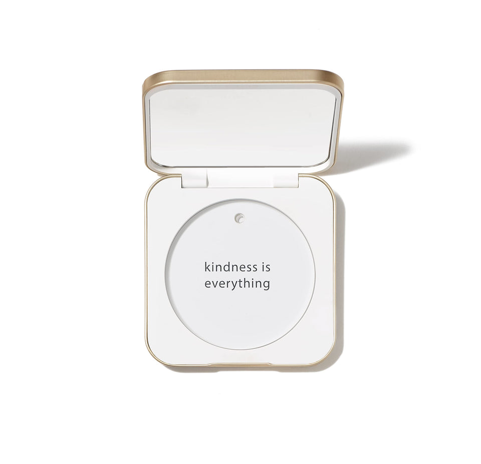 jane iredale compact exterior front showing sleek aluminum shell and magnetic clasp benefit: durable protection