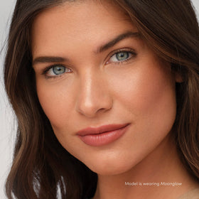 jane iredale close-up pan texture showing fine-milled shimmer for smooth application