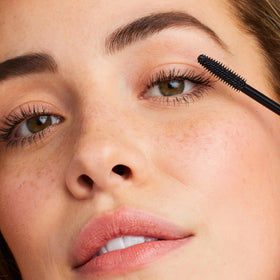 jane iredale tapered brush close-up lifting lashes for precise definition