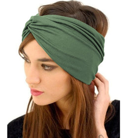 Jesries worn with ponytail and bun showing versatility and full coverage