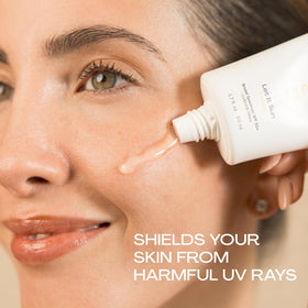 JESS BEAUTY ingredients label highlighting green tea and aloe benefits