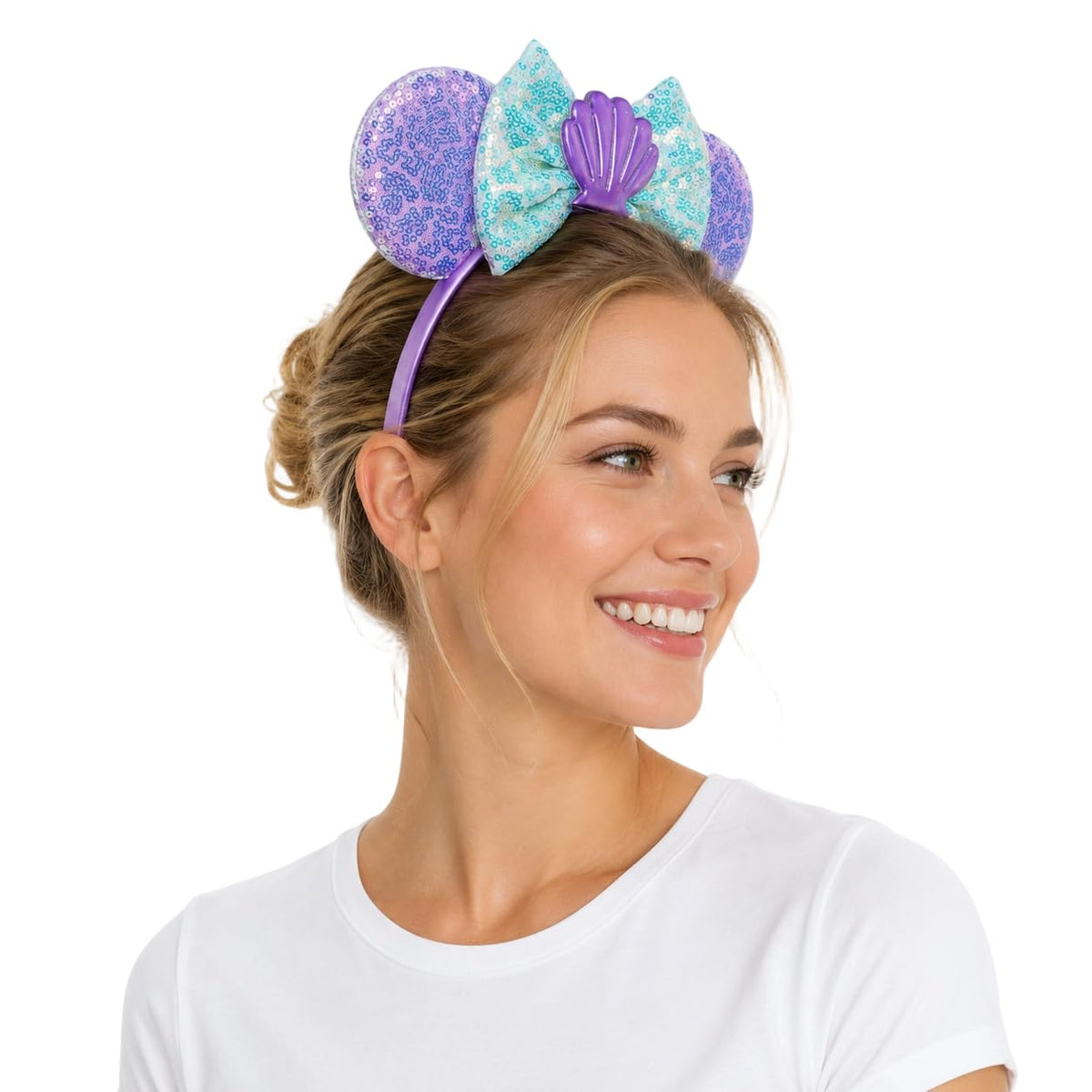 JIAHANG close-up of shimmering sequin bow highlighting sparkle and color pop